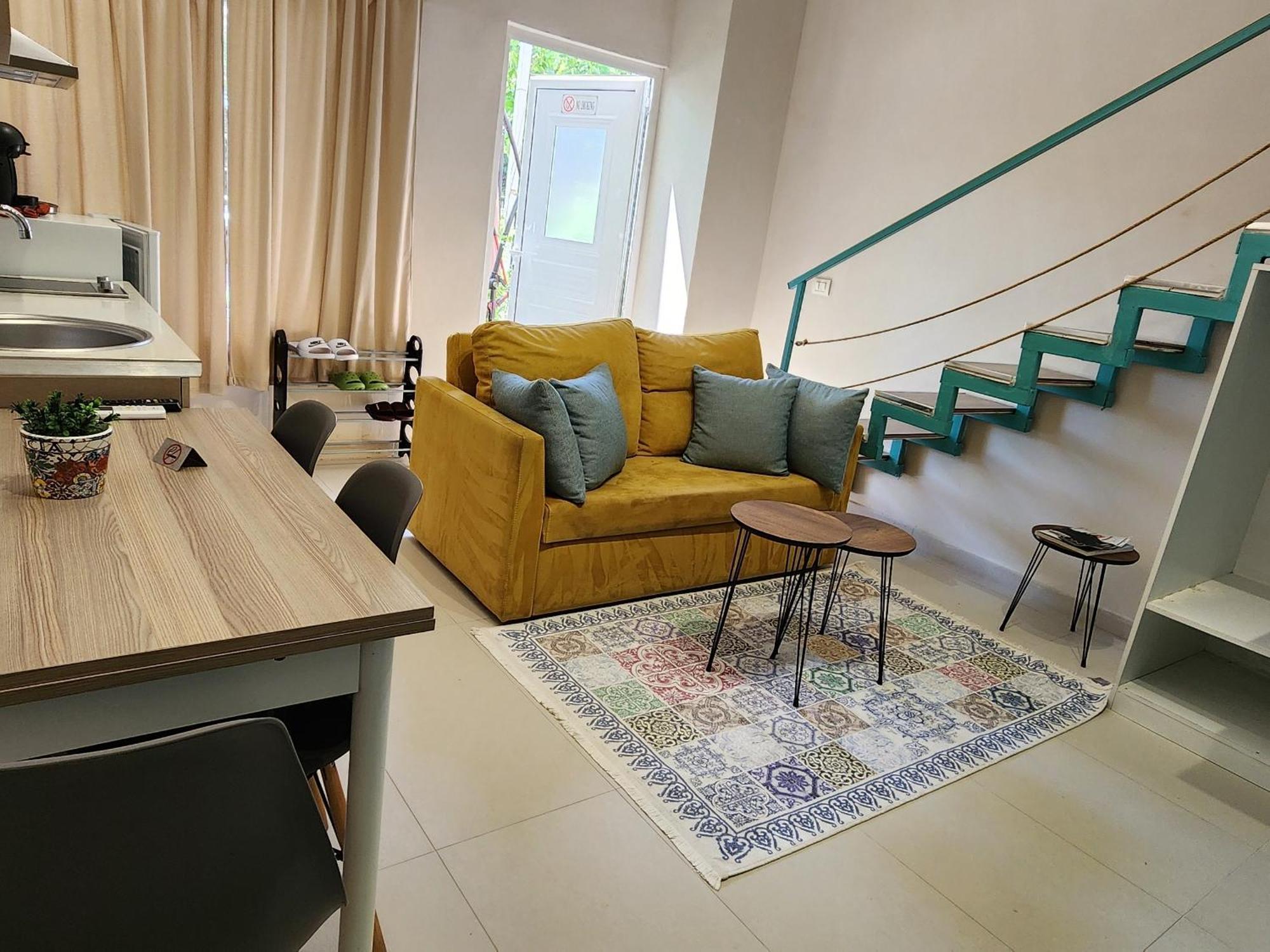 Sunny Beach Loft Golem  Room photo